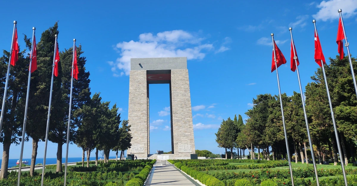 &Ccedil;anakkale: Tarihin ve Fedakarlığın İzlerini Taşıyan Şehir