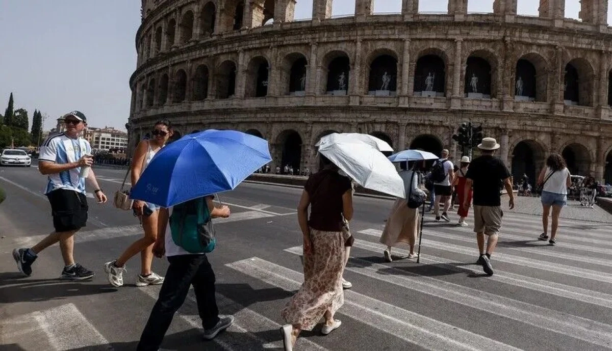 D&uuml;nya ağustosta kayıtlardaki en sıcak ayı yaşadı