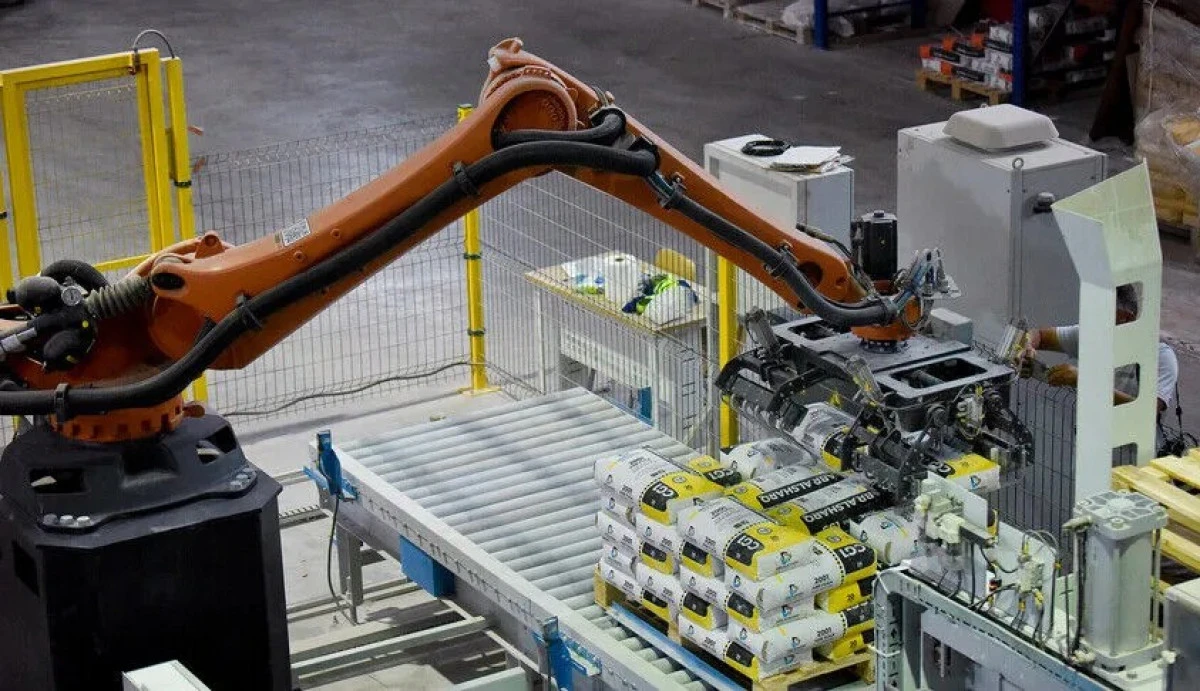 D&uuml;nya genelinde fabrikalarda aktif &ccedil;alışan robot sayısı 5 milyonu aştı