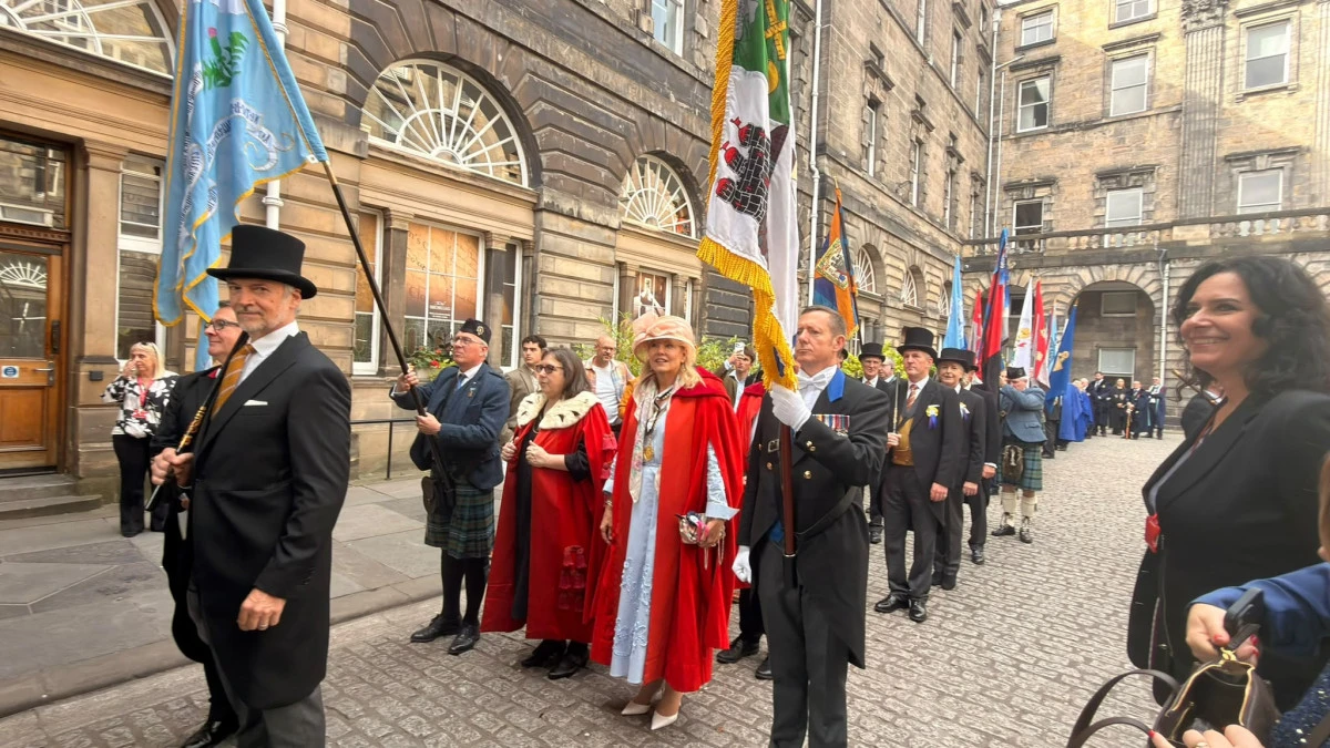 Edinburgh&rsquo;un Yaklaşık 450 Yıllık Geleneğinde T&uuml;rkiye&rsquo;den G&uuml;&ccedil;l&uuml; Temsil