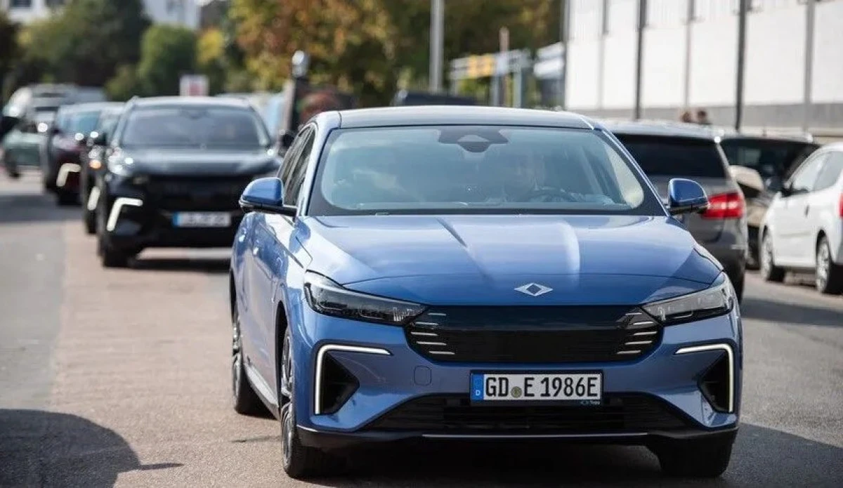 EU electric car sales jump 73% in September as petrol, diesel demand slumps