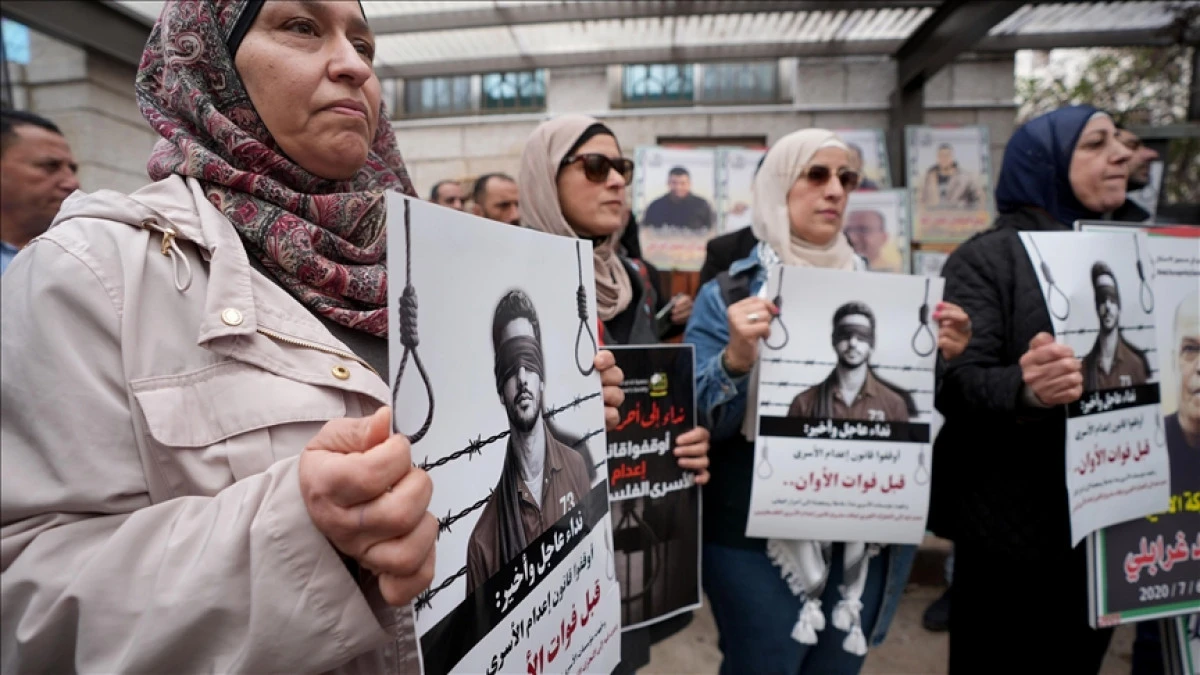 Hundreds protest Israeli law allowing execution of Palestinian prisoners in West Bank