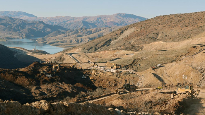 İliç'teki maden ocağında kontrollü toprak indirildi