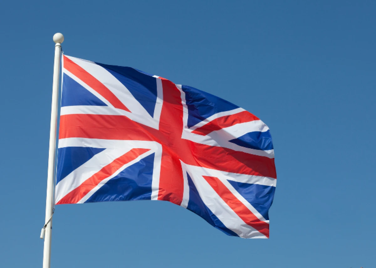 İngiltere, İran B&uuml;y&uuml;kel&ccedil;isini &ccedil;ağırdı           