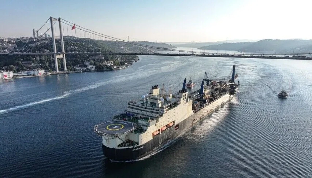İstanbul Boğazı'ndan yılın ilk yarısında 19 bin 277 gemi ge&ccedil;ti