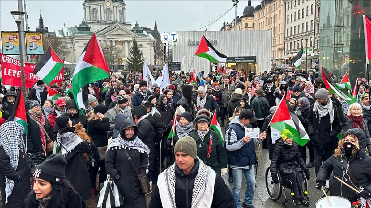 İsveç'te İsrail'in Gazze'ye devam eden saldırıları protesto edildi