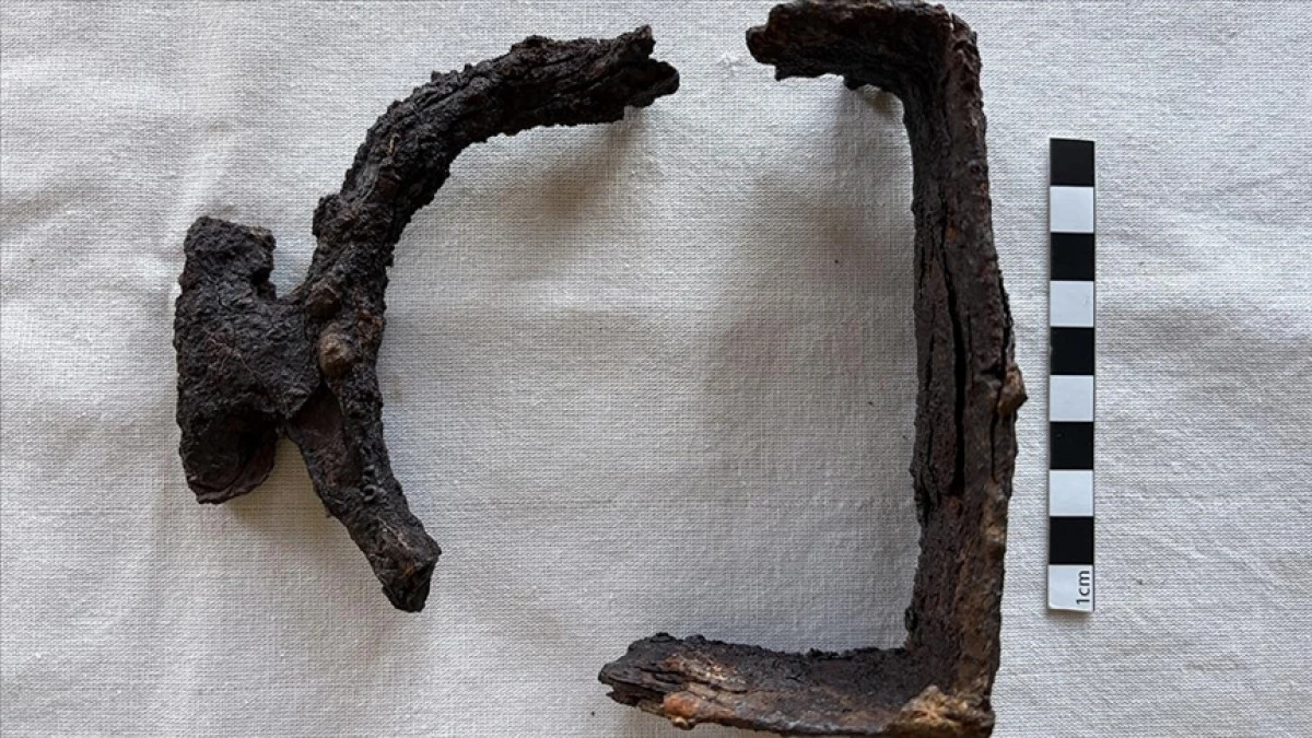 Komana Pontika Antik Kenti'nde Selçuklu dönemine ait üzengi bulundu