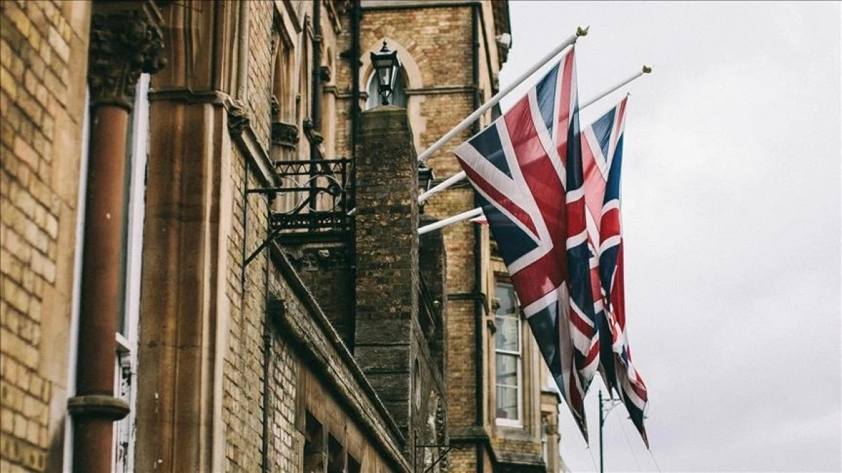 Nearly 1,000 arrested as UK launches largest-ever operation against ‘dodgy shops’