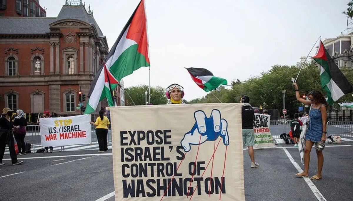 Netanyahu'nun ABD ziyareti Beyaz Saray yakınlarında protesto edildi