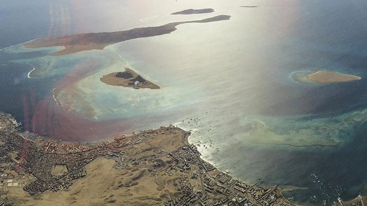 No right to pass&rsquo;: Iran reiterates control of Strait of Hormuz, warns US and its partners