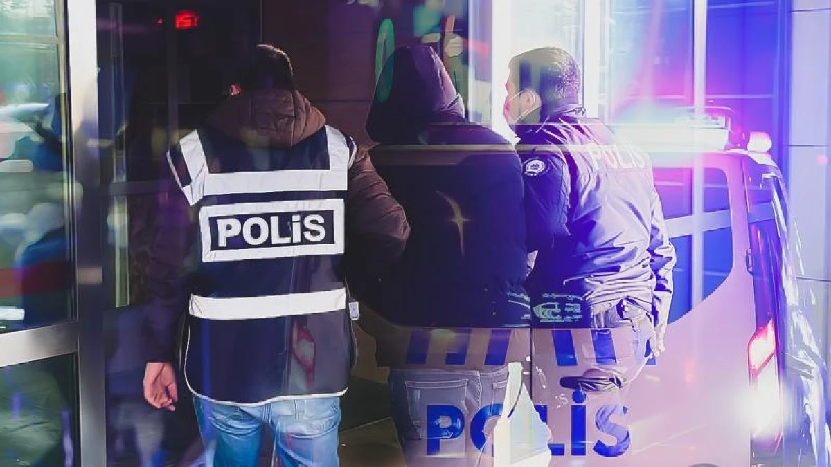 ODT&Uuml;'de T&uuml;rk bayrağımıza saygısızlık: 6 g&ouml;zaltı
