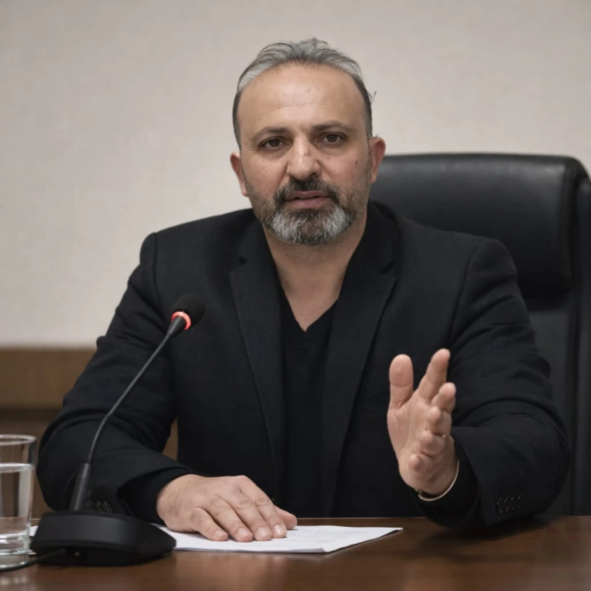 &Ouml;ğretmenlikten Avukatlığa: G&uuml;rkan Kara&ccedil;am&rsquo;ın Yeni Yolculuğu