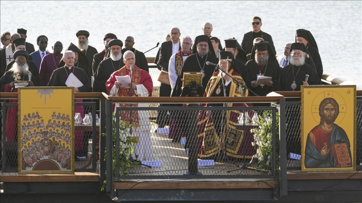 Papa 14. Leo, İznik'te düzenlenen ayine katıldı