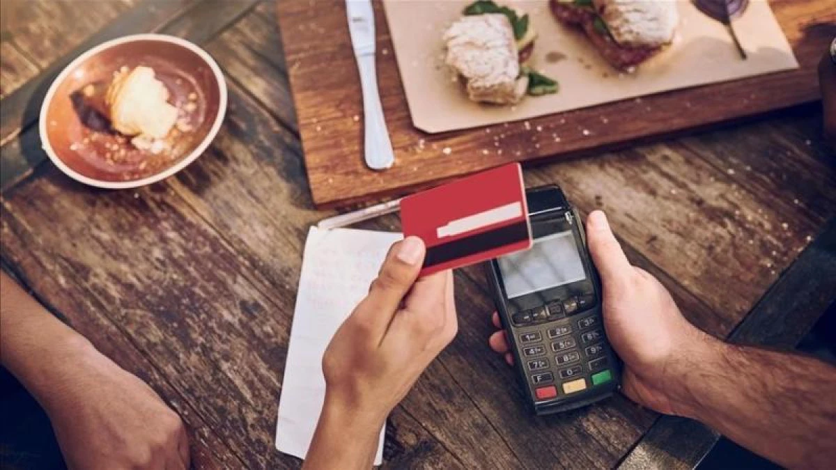 Restoran ve kafelerde ek &uuml;cret d&ouml;nemi sona erdi