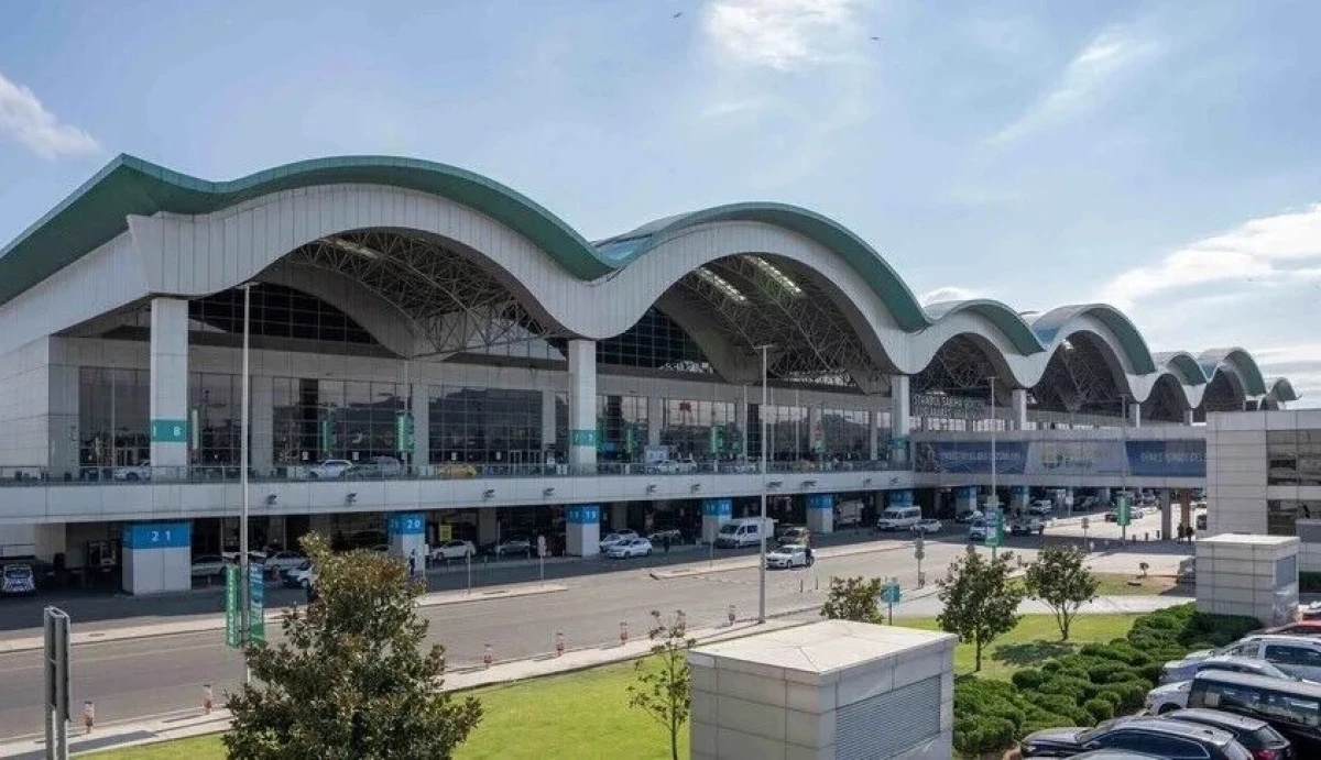 Sabiha G&ouml;k&ccedil;en Havalimanı yılın ilk yarısında 23,6 milyon yolcuyu ağırladı