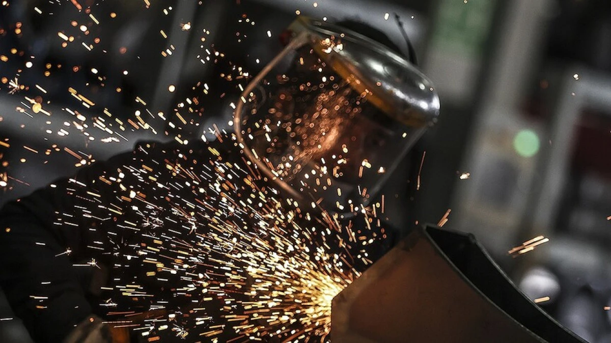 Sanayi &uuml;retim endeksi nisanda aylık y&uuml;zde 3,7, yıllık y&uuml;zde 6 arttı