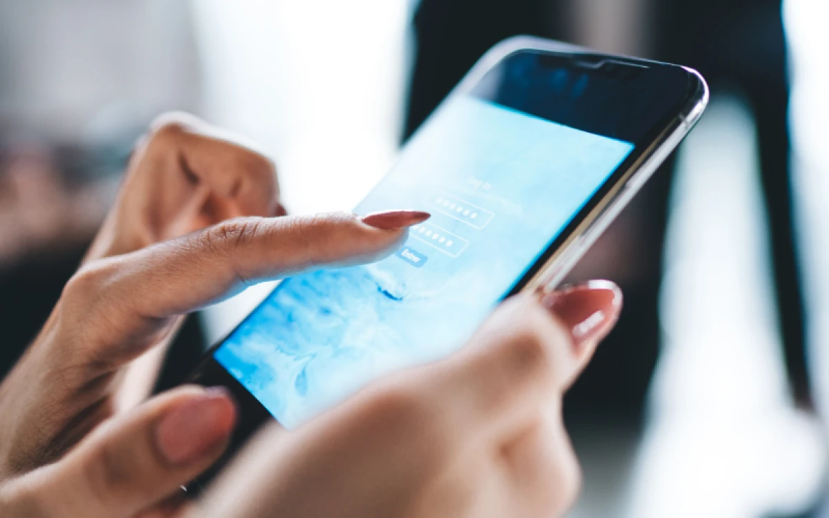 Sosyal medya devlerine "bağımlılık" davası       