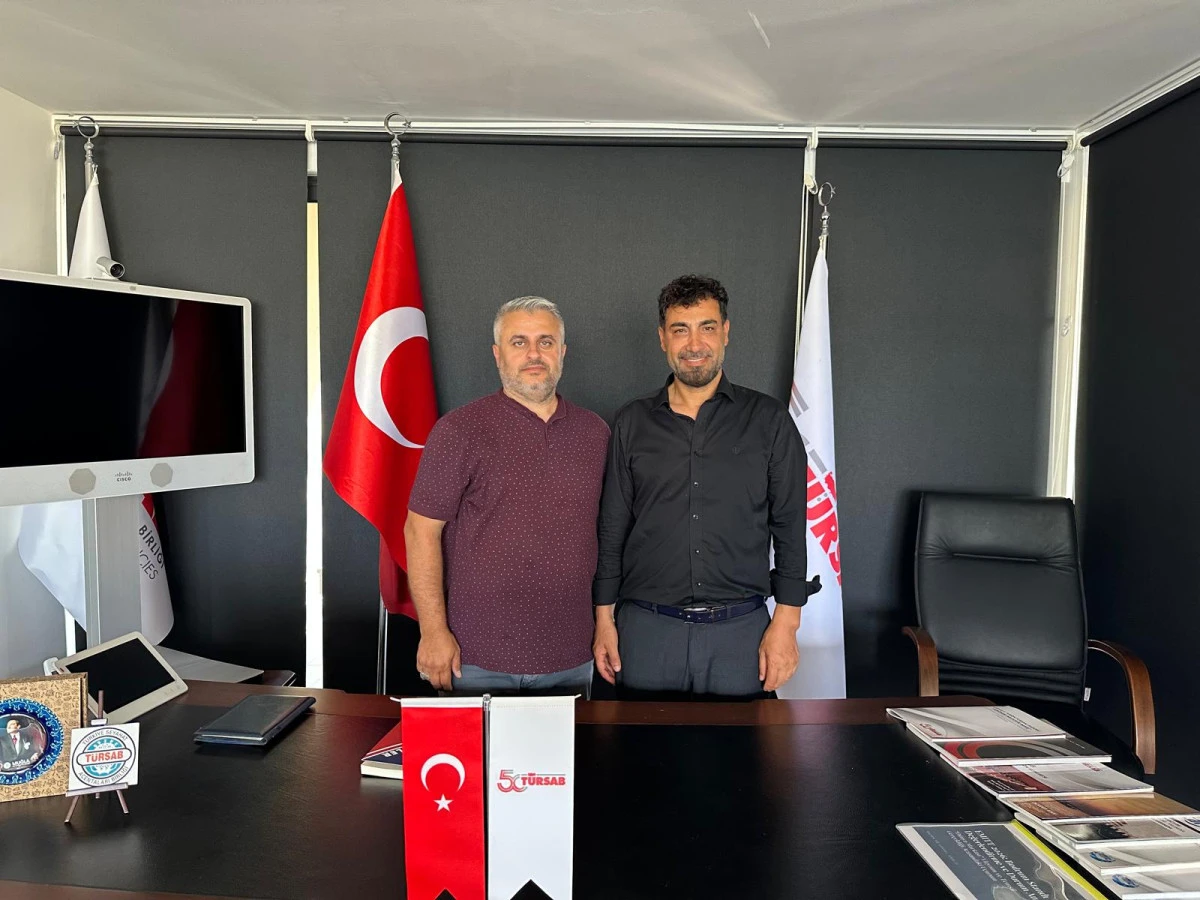 TİMBİR İngiltere Temsilcisi İsmail Karakaş&rsquo;tan T&Uuml;RSAB Bodrum BTK Başkanı Enver Kantarmış&rsquo;a Ziyaret