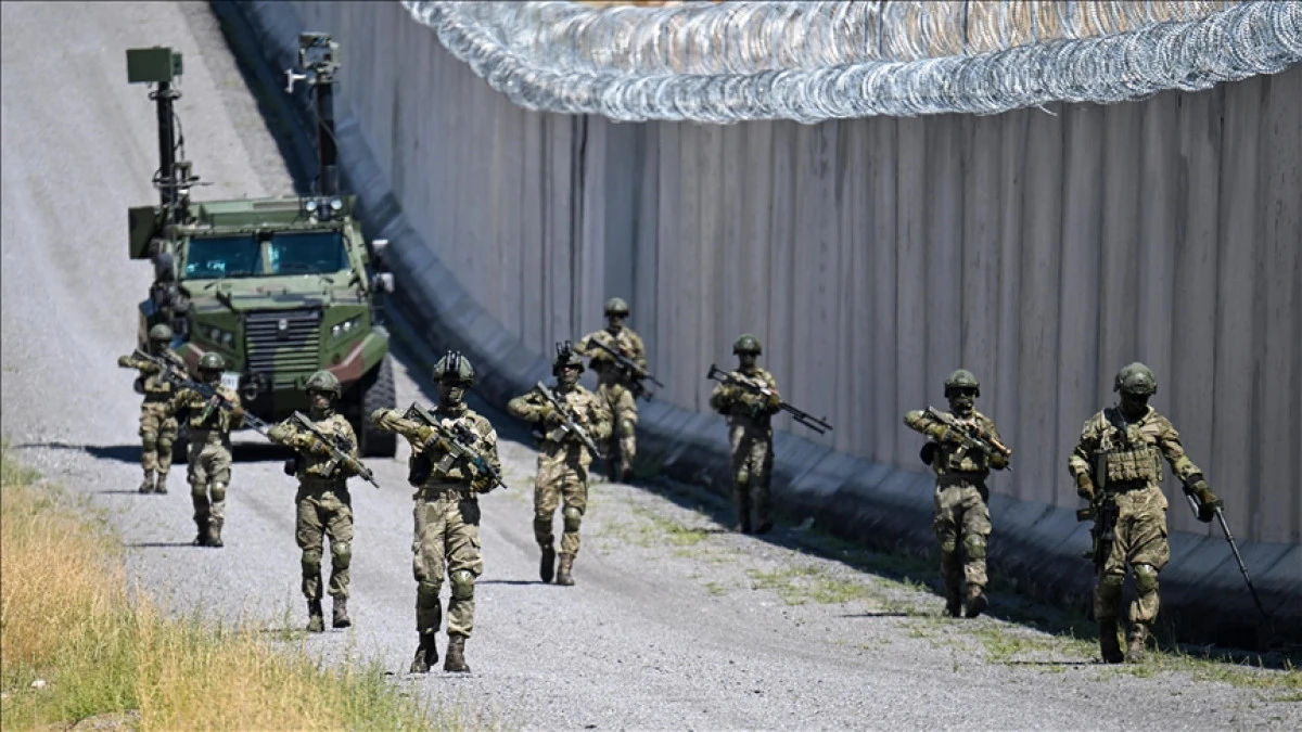 T&uuml;rkiye rejects claims of illegal crossings from Iran