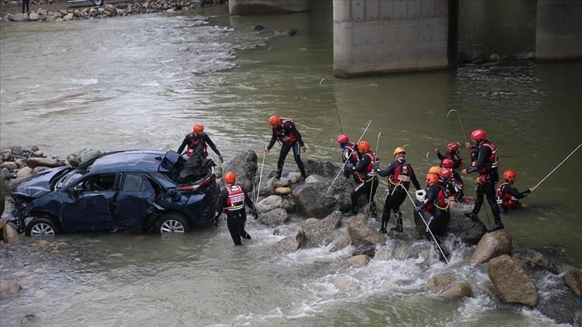 Türkiye'de 10 ayda 6 bin 599 afet ve acil duruma müdahale edildi