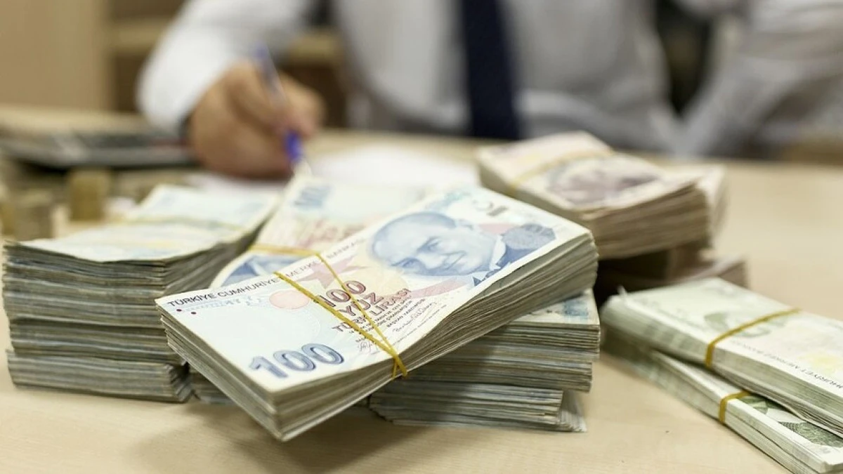 T&uuml;rkiye&rsquo;s current account deficit expected to reach $9.5B in March