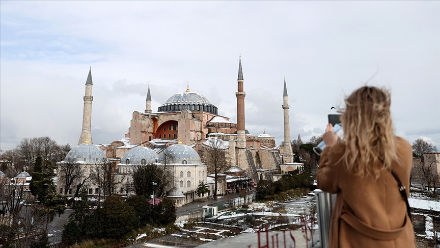 Türkiye'ye ocakta gelen yabancı ziyaretçi sayısı 2 milyonu aştı