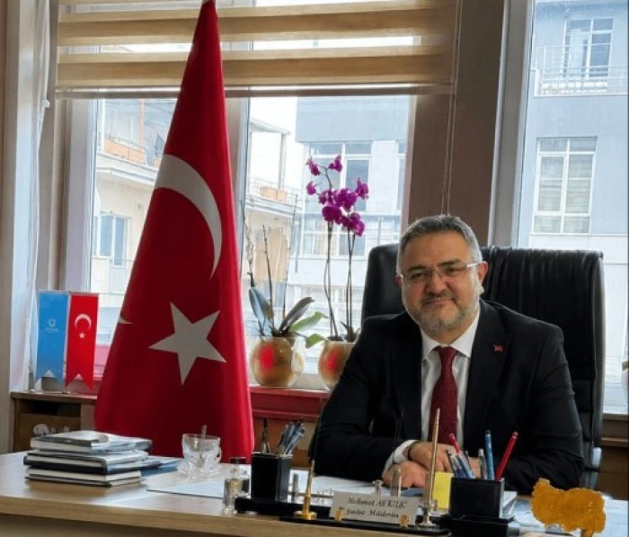 Adnan KUM /Kamu Politikaları ve Yapay Zek&acirc; Uzmanı