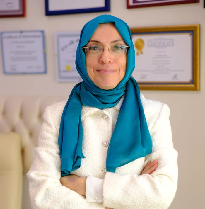 Emine Akın / Uzman Dr.